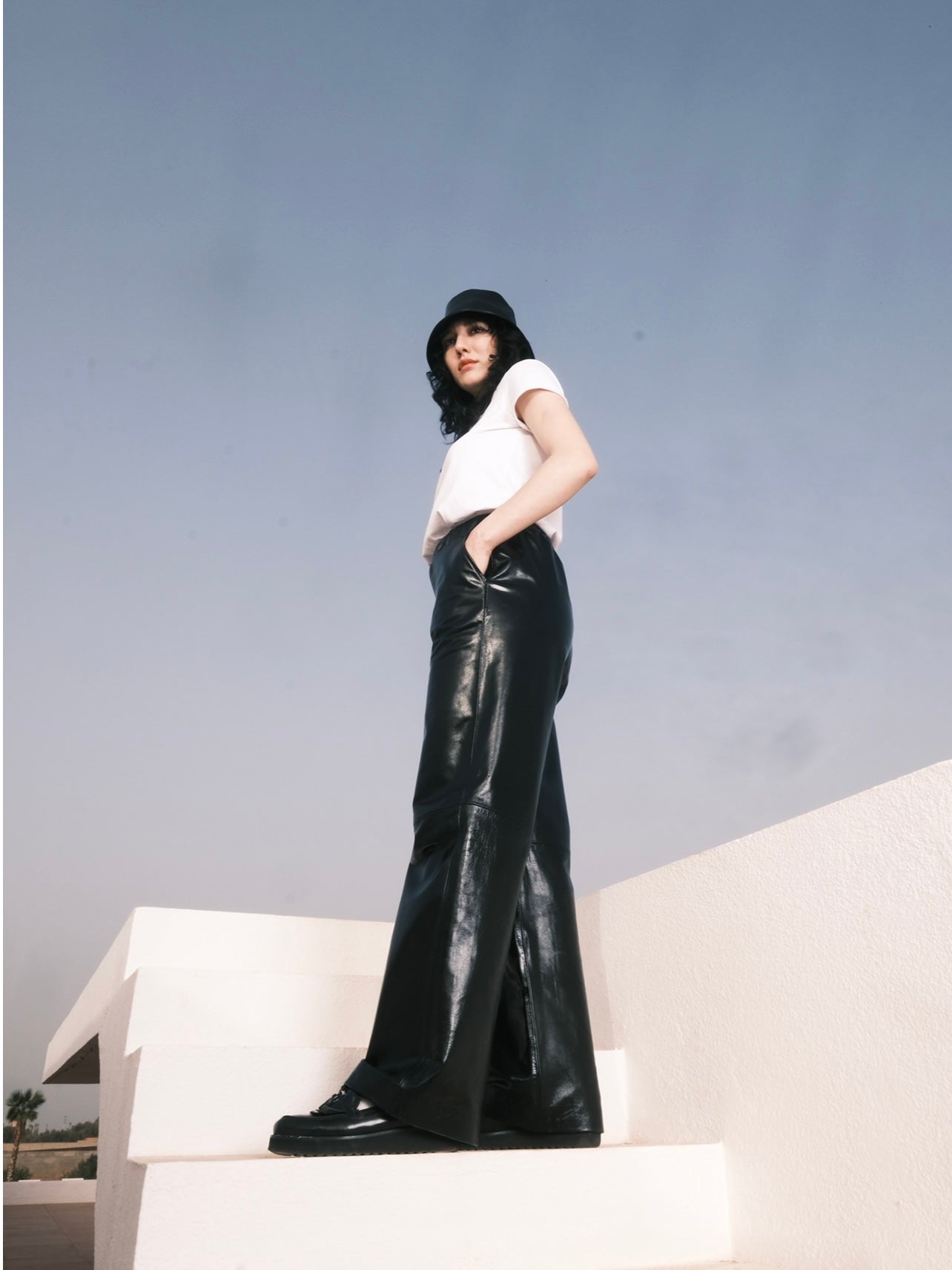 Pantalon large en cuir Naksu